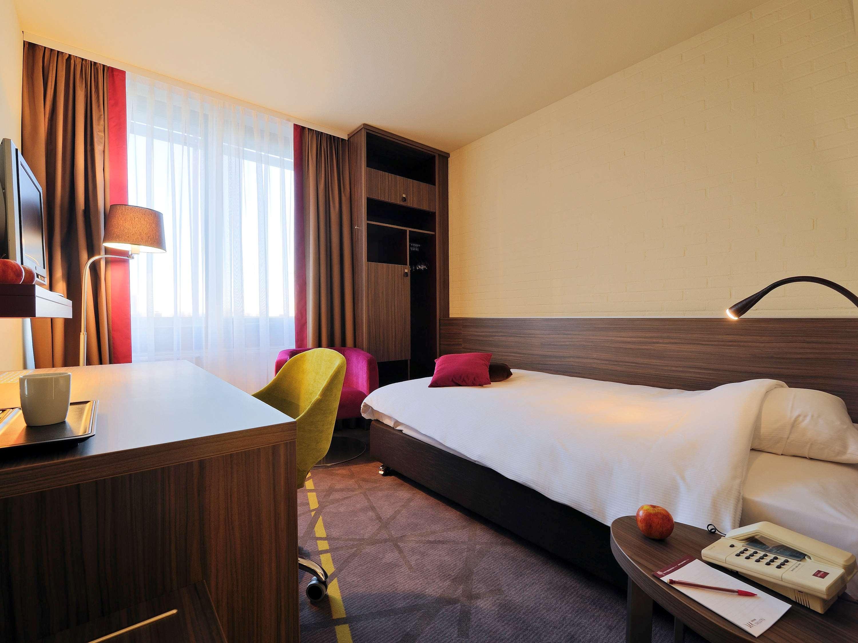 Mercure Hotel Groningen Martiniplaza Extérieur photo
